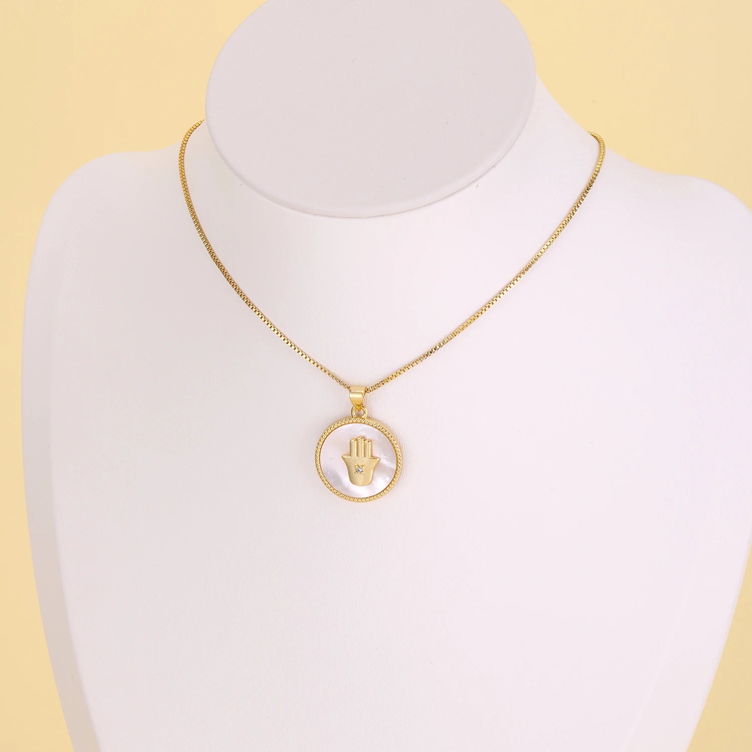 Nidin Vintage Virgin Mary & Hamsa Hand Pendant Necklace For Women Cubic Zirconia Shell Charm Chain Link Religious Amulet Jewelry